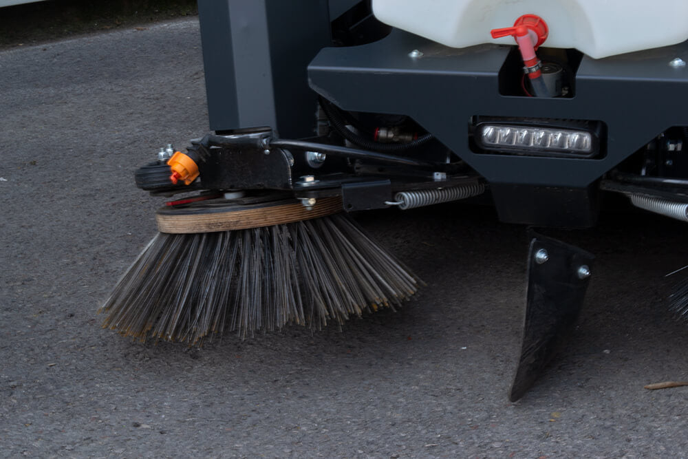 MAXVAC MaxWind Pedestrian Sweeper